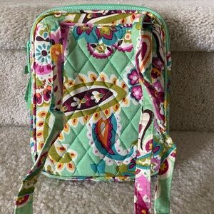 Like New!!  Vera Bradley Vibrant  Quilted Crossbody Bag